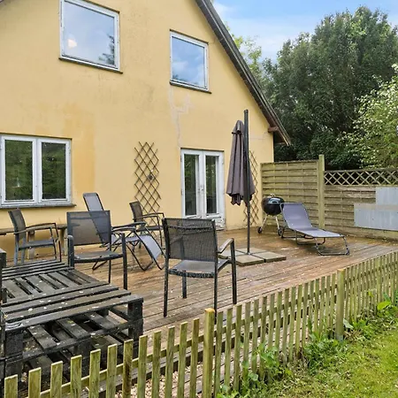 Апартаменты Cozy In Rodvig Stevns Lille Heddinge