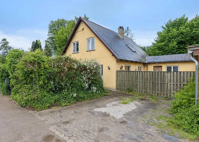 Апартаменты Cozy In Rodvig Stevns